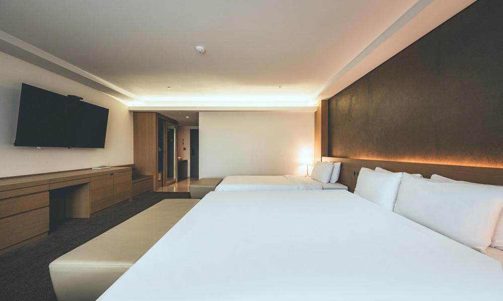 Wonju City Hotel Hyeoksin Ngoại thất bức ảnh