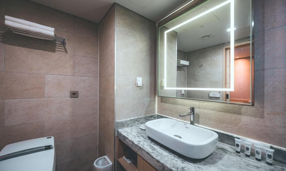 Wonju City Hotel Hyeoksin Ngoại thất bức ảnh