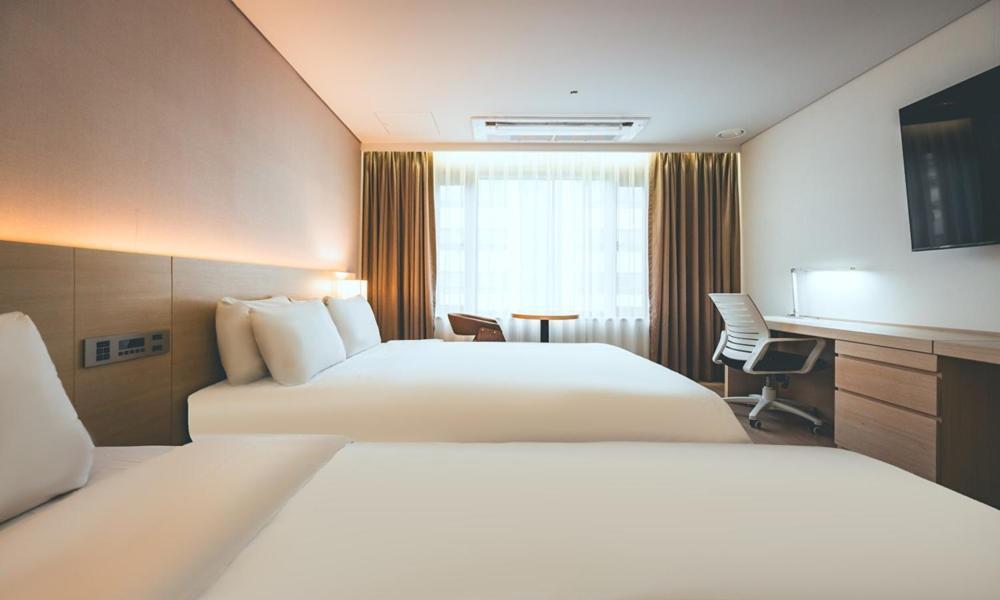 Wonju City Hotel Hyeoksin Ngoại thất bức ảnh