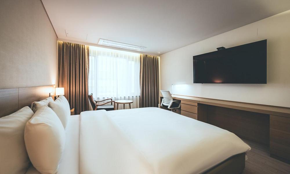 Wonju City Hotel Hyeoksin Ngoại thất bức ảnh