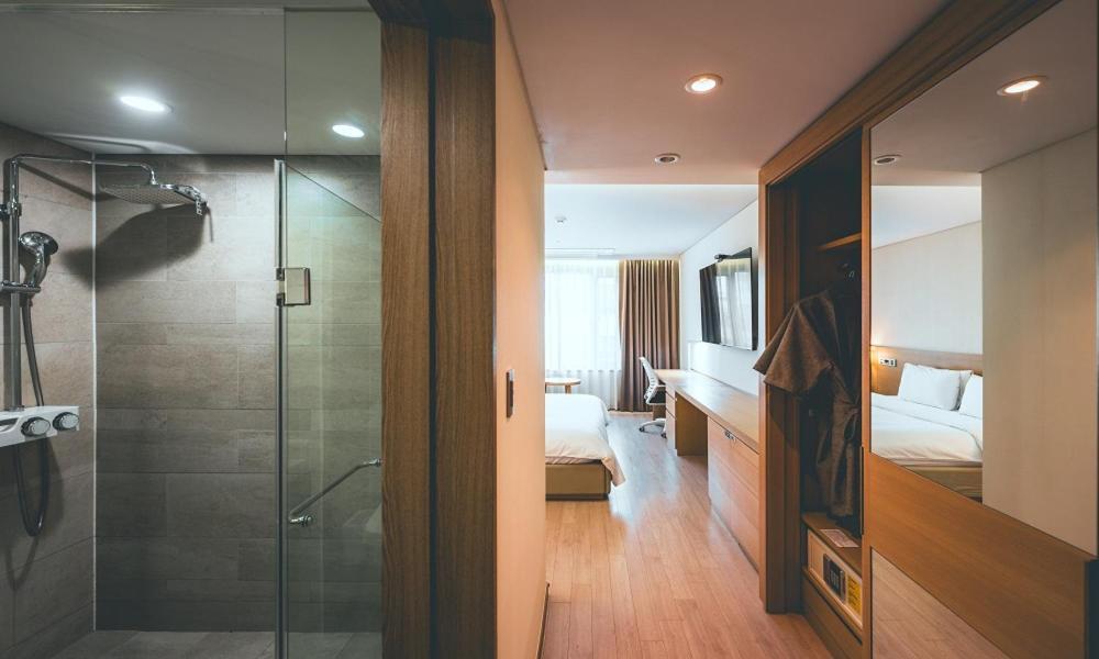 Wonju City Hotel Hyeoksin Ngoại thất bức ảnh